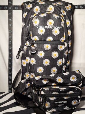 Vibedration Hydration Backpack w/o bladder (without bladder) with matching bag